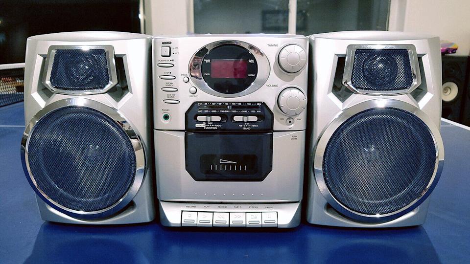 Nostalgic Things From The Past (23 pics)