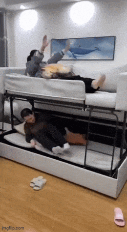 Acid GIFs, May 20 (25 gifs) Acid GIFs, May 20 (25 gifs)