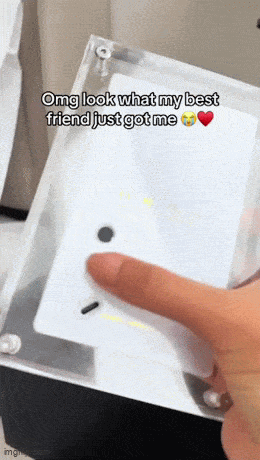 Acid GIFs, May 20 (25 gifs) Acid GIFs, May 20 (25 gifs)