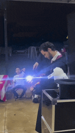 Acid GIFs, May 20 (25 gifs) Acid GIFs, May 20 (25 gifs)