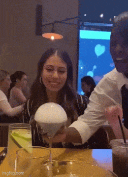 Acid GIFs, May 21 (25 gifs) Acid GIFs, May 21 (25 gifs)