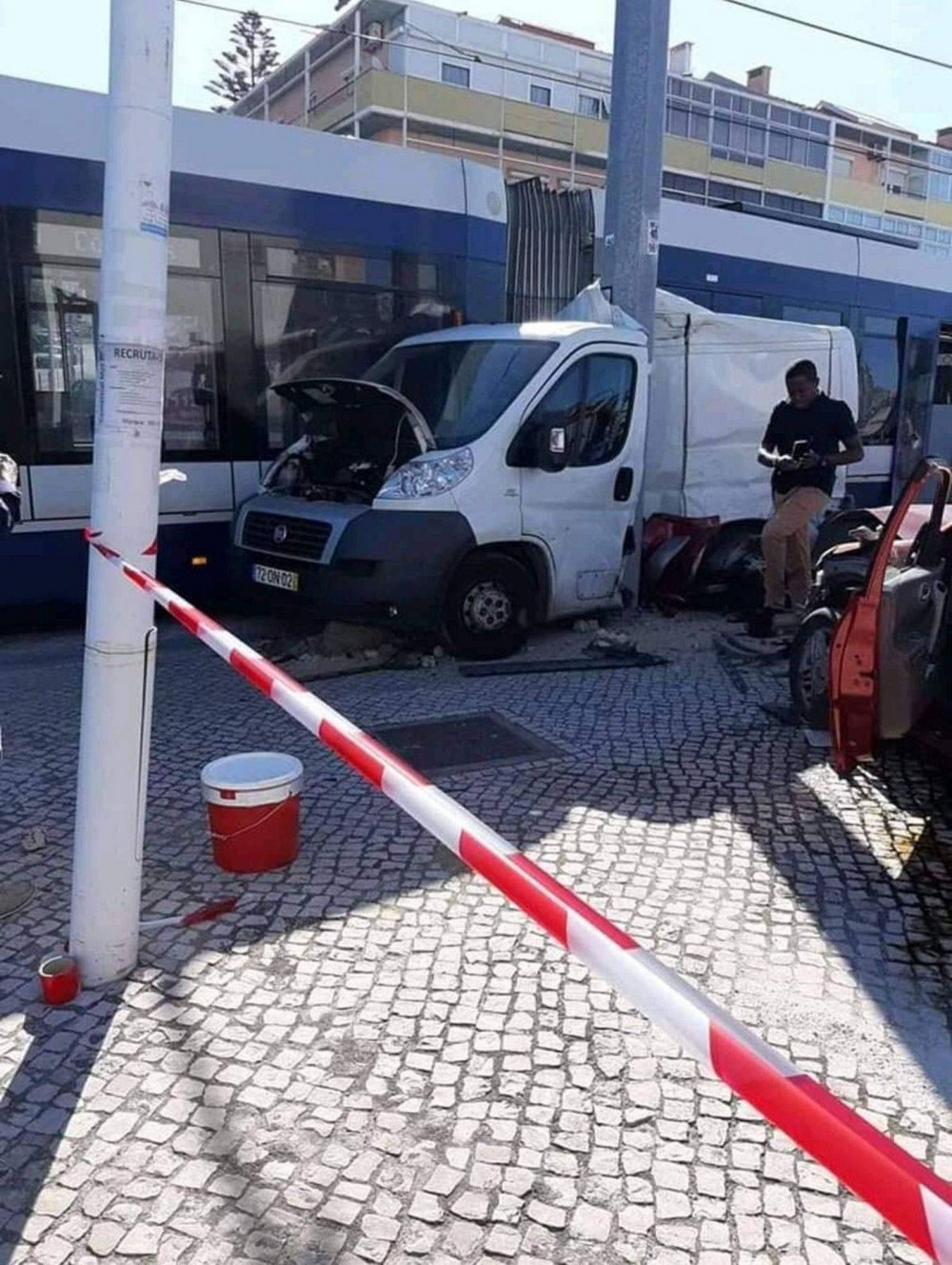 Bad Days Happen (26 pics)