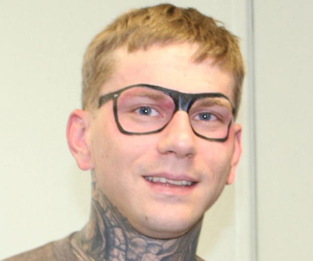 Failed Tattoos (15 pics)