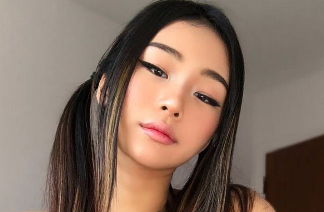 Asian Girls (20 pics)