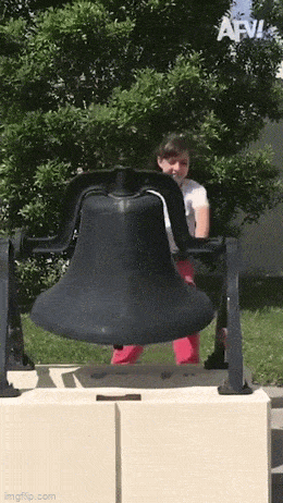 Acid GIFs, May 22 (25 gifs) Acid GIFs, May 22 (25 gifs)