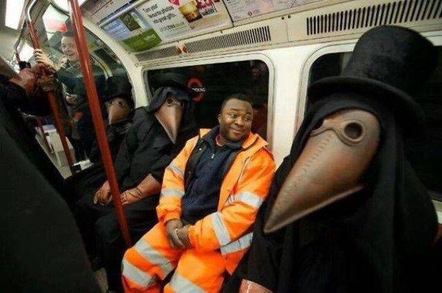 Strange People On Public Transport (23 pics)