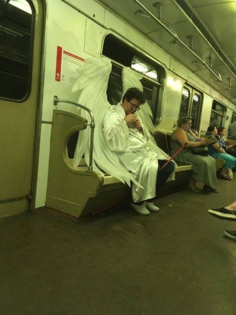 Strange People On Public Transport (23 pics)