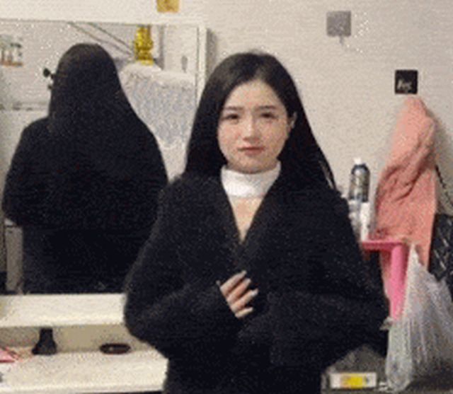 Acid GIFs, May 23 (25 gifs)