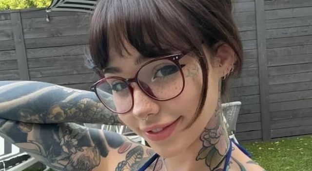 Girls In Glasses (36 pics)