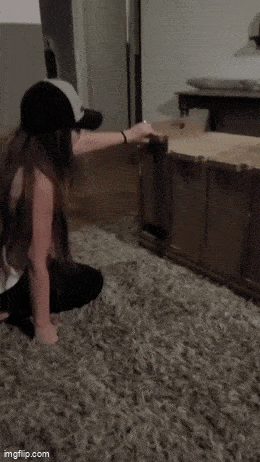 Acid GIFs, May 29 (25 gifs) Acid GIFs, May 29 (25 gifs)