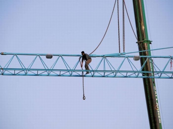 They Don't Care About Safety (23 pics)