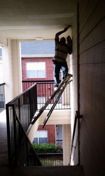 They Don't Care About Safety (23 pics)