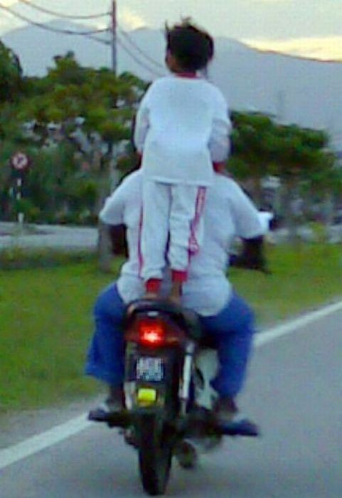 They Don't Care About Safety (23 pics)