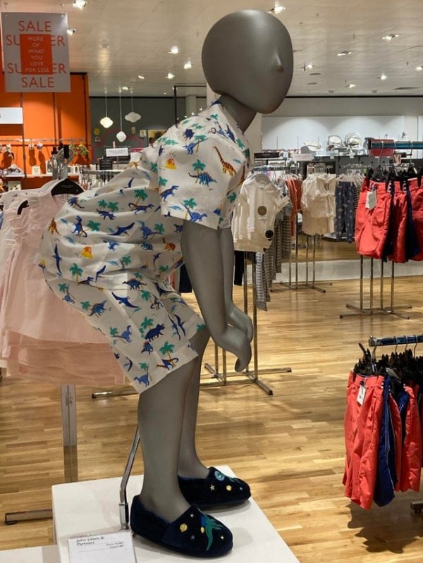 Scary Mannequins (16 pics)