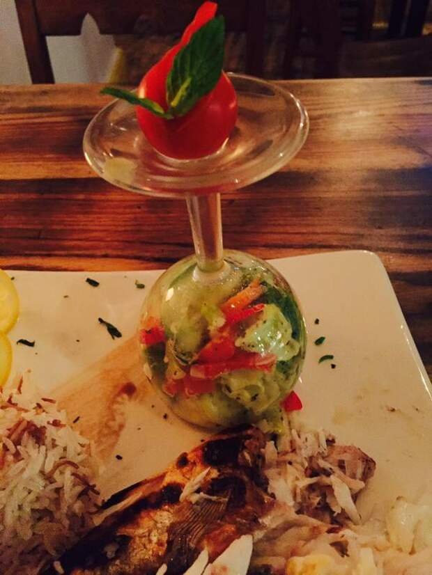 Weird Food Serving (23 pics)