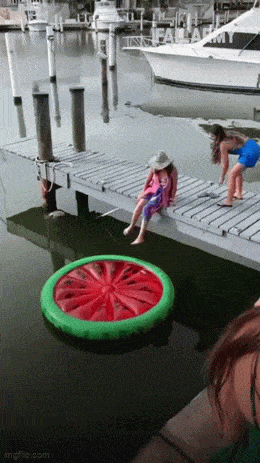 Acid GIFs, May 30 (25 gifs) Acid GIFs, May 30 (25 gifs)