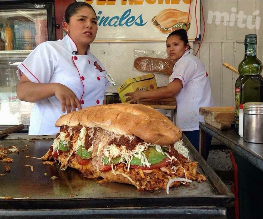 Giant Things (17 pics)