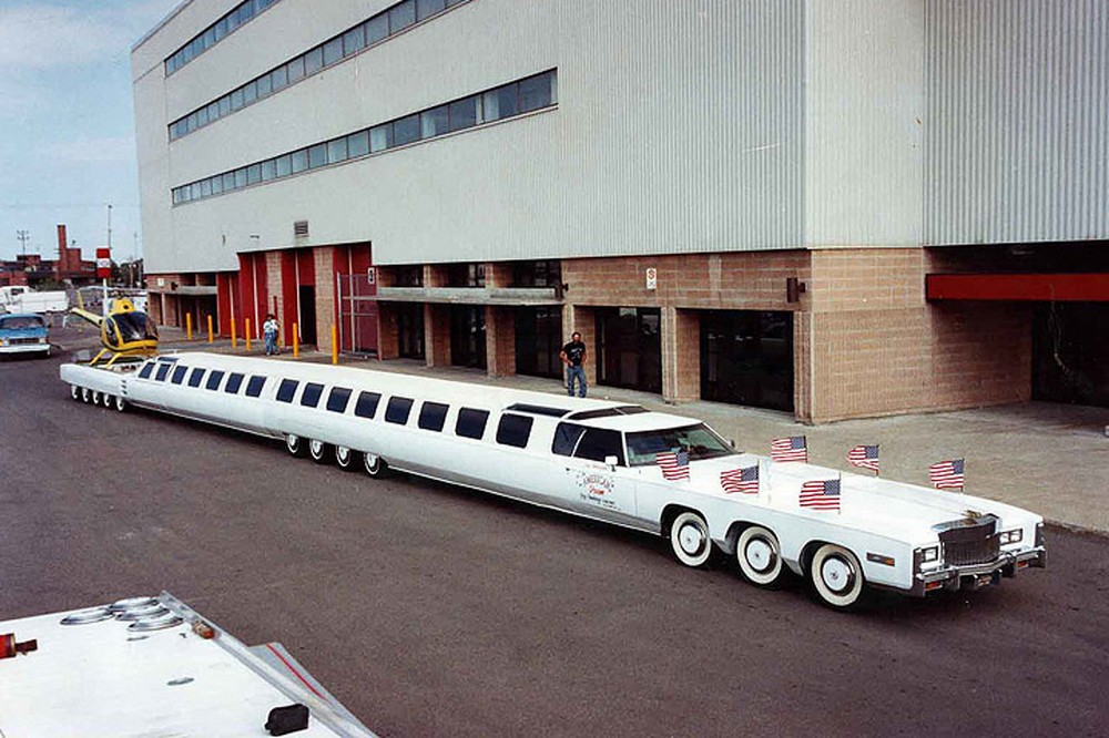 Giant Things (17 pics)