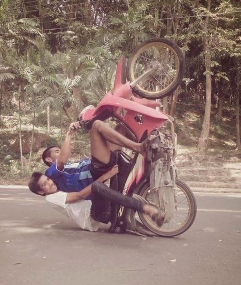 Bad Days Happen (20 pics)
