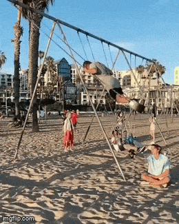 Acid GIFs, June 5 (25 gifs) Acid GIFs, June 5 (25 gifs)