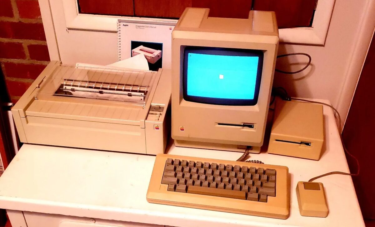 Cool Gadgets From The Past (23 pics)