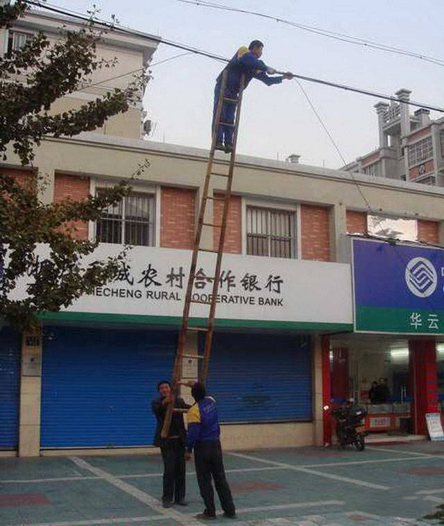 They Don't Care About Safety (23 pics)