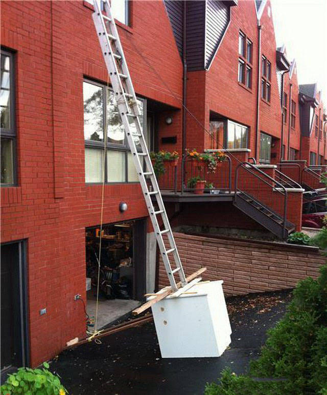 They Don't Care About Safety (23 pics)