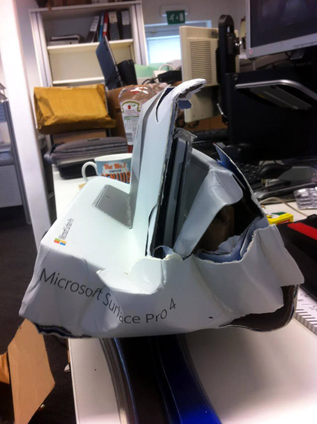 Bad Days Happen (21 pics)