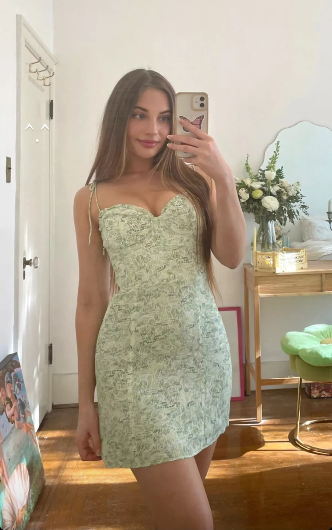 Girls In Sundresses (25 pics)