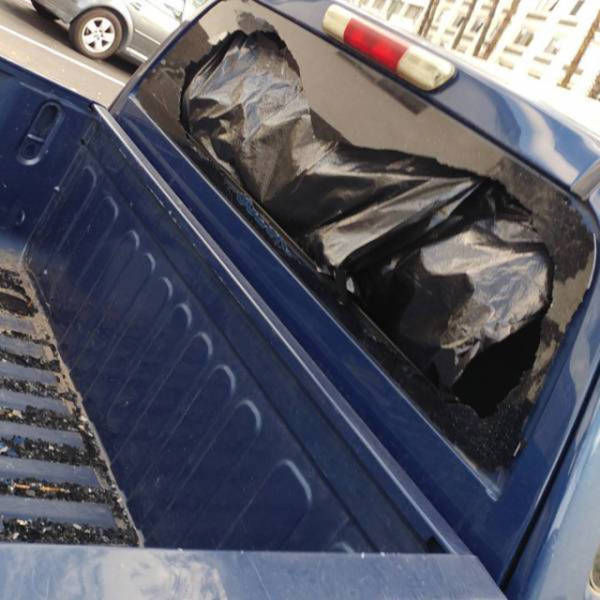 Bad Days Happen (23 pics)