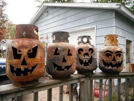 Cool Metal Crafts (18 pics)