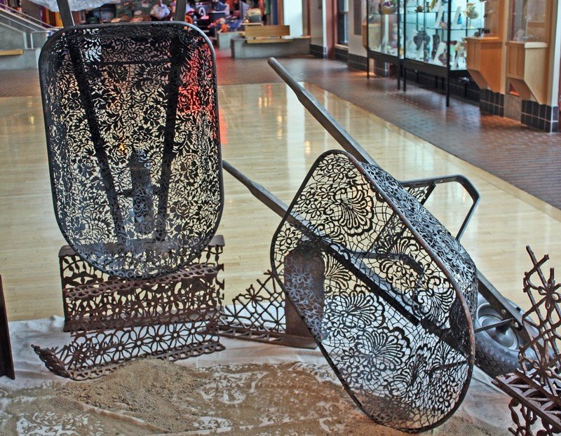 Cool Metal Crafts (18 pics)