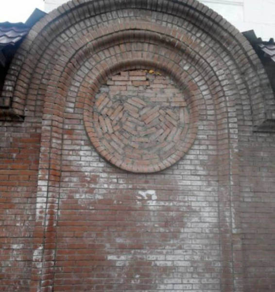Failed Constructions (18 pics)