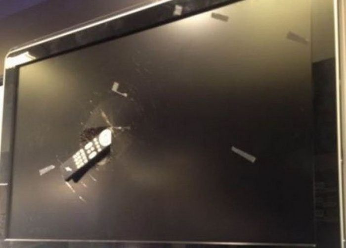 Bad Days Happen (27 pics)