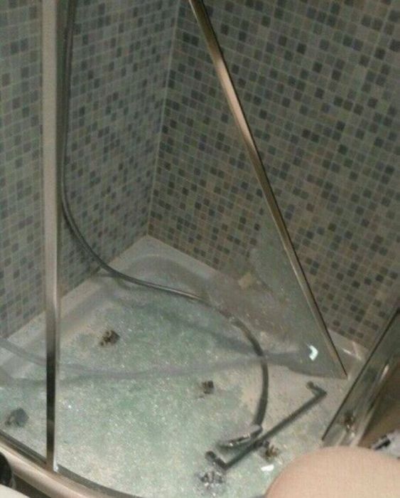 Bad Days Happen (27 pics)