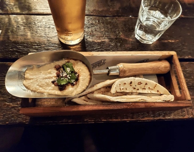 Weird Food Serving (16 pics)
