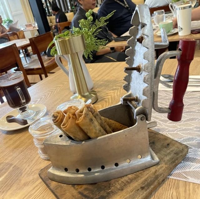 Weird Food Serving (16 pics)