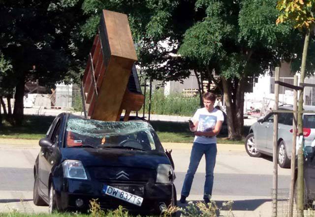 Bad Days Happen (20 pics)