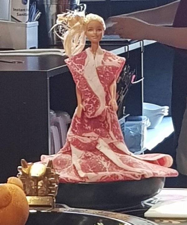 Weird Food Serving (16 pics)