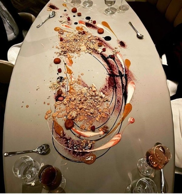 Weird Food Serving (16 pics)