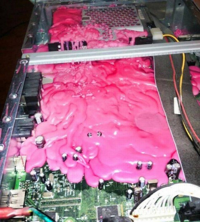 Epic Fails With Gadgets (29 pics)