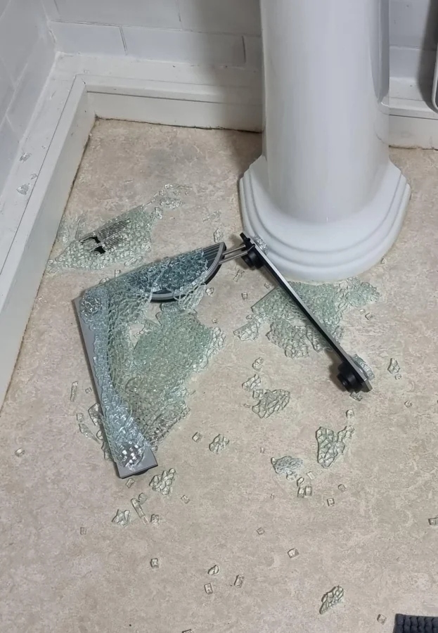 Bad Days Happen (19 pics)