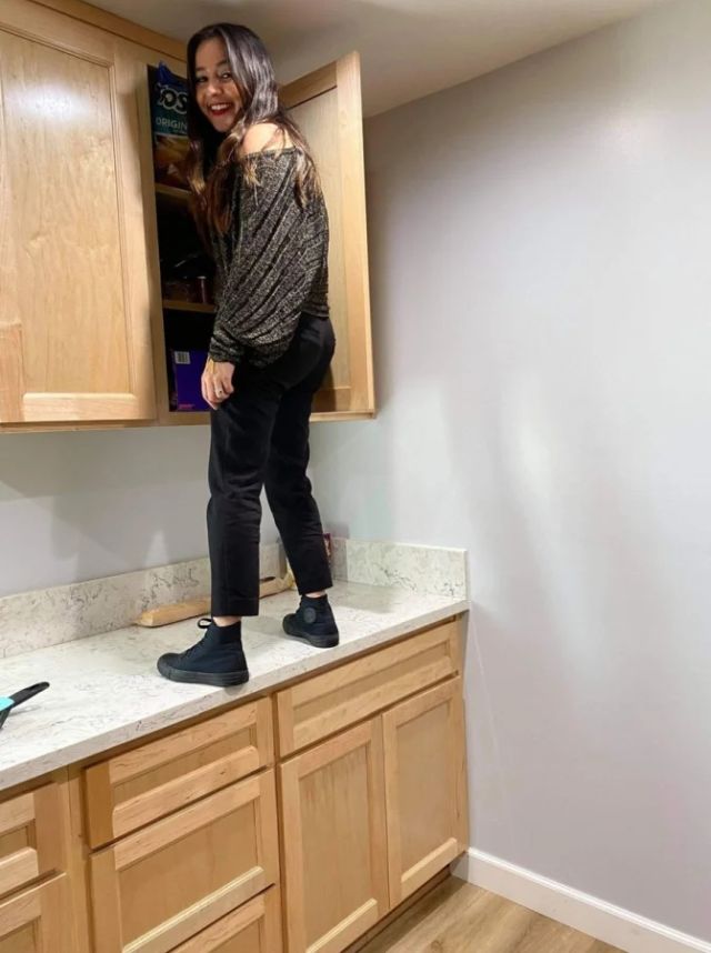 Problems Of Low People (15 pics)