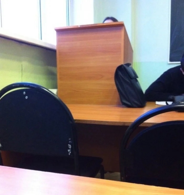 Problems Of Low People (15 pics)