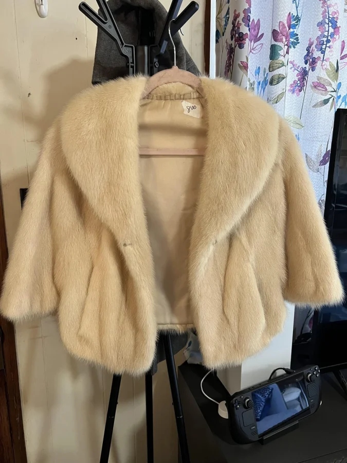 Cool Finds In Thrift Shops (20 pics)