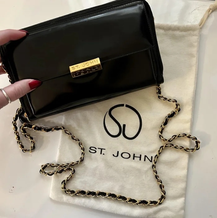 Cool Finds In Thrift Shops (20 pics)