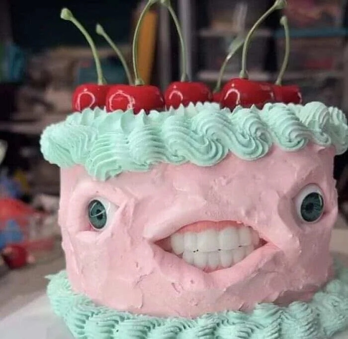 Odd Cakes (17 pics)