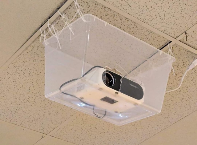 Redneck Repairs (17 pics)