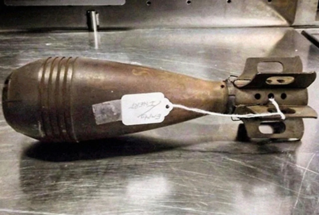 Unusual Finds At Customs (20 pics)