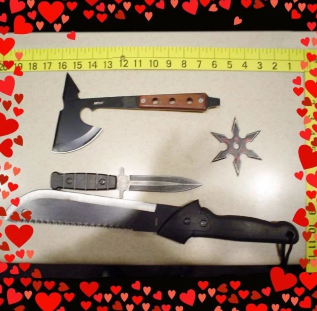 Unusual Finds At Customs (20 pics)